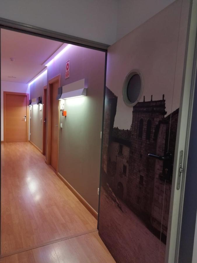 Hello Villarreal Suites Vila-real Bagian luar foto